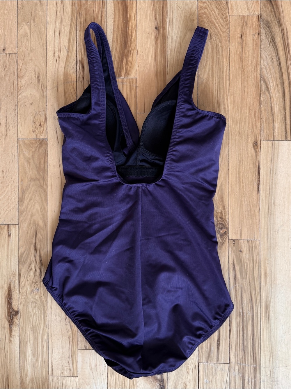 MIRACLESUIT DARKER PURPLE ONE PIECE SWIMSUIT SZ 10 EXCELLENT - Picture 3 of 6
